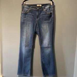 Fade to glory size 16w